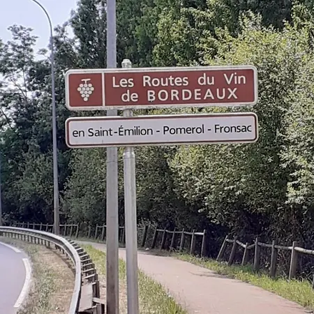 Alojamento de Acomodação e Pequeno-almoço Medoc Du Logis Du Parc 3*