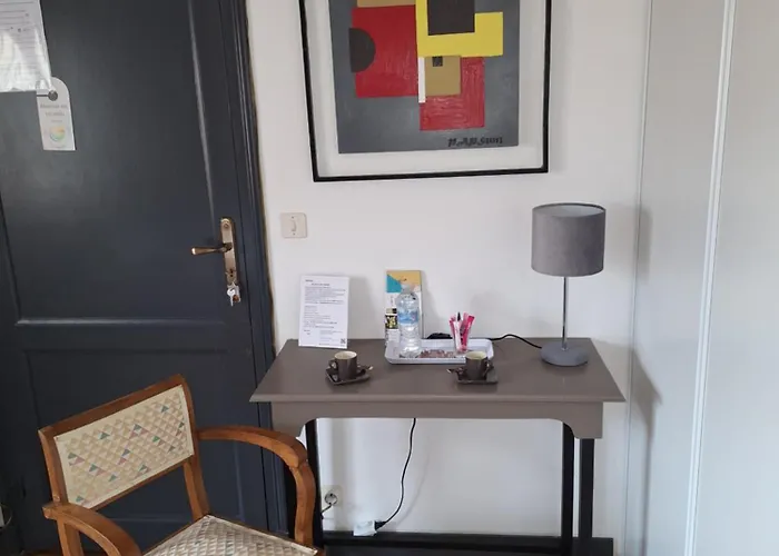 Medoc Du Logis Du Parc Bed & Breakfast